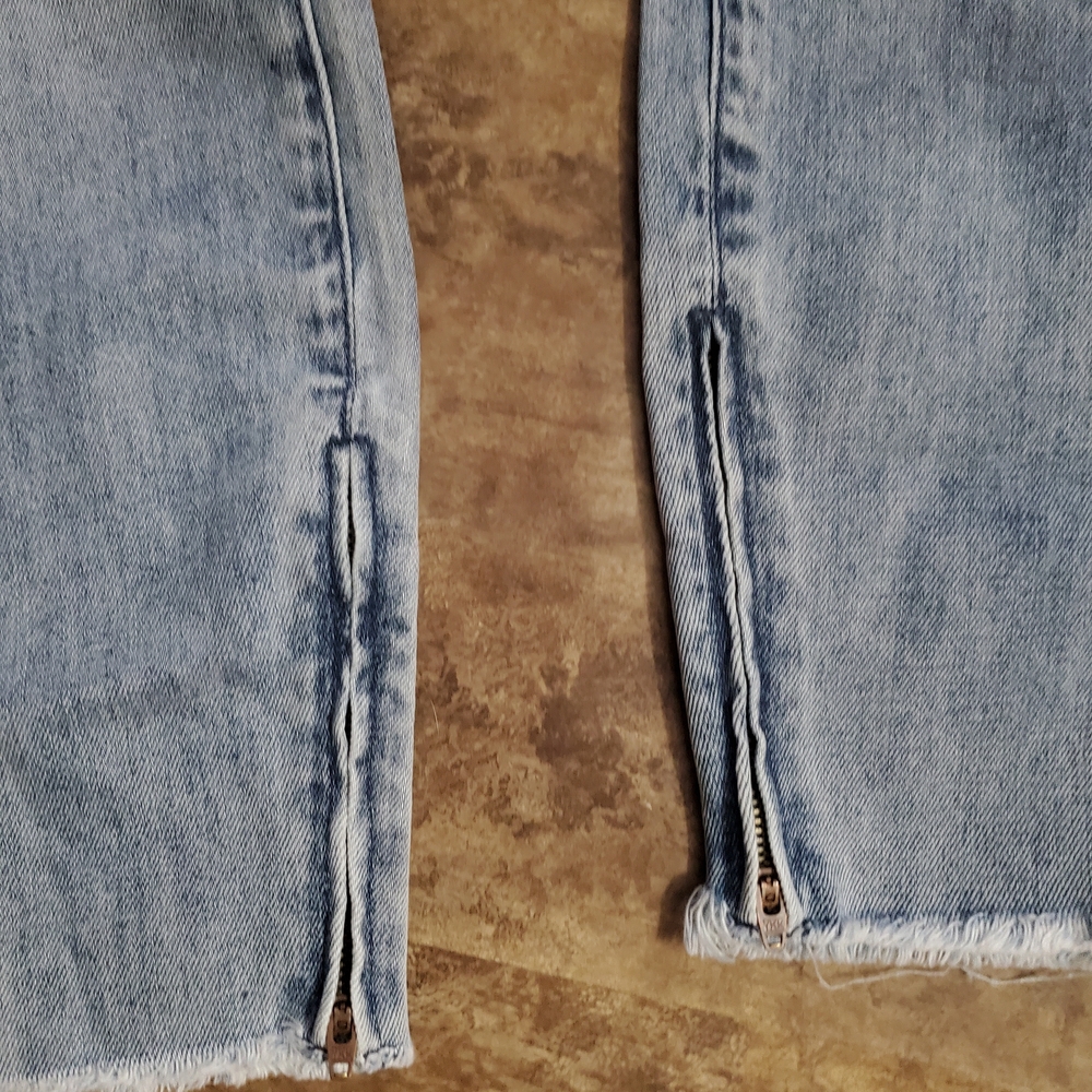 One Teaspoon Light Blue Distressed Skinny Jeans - Picture 4 of 9